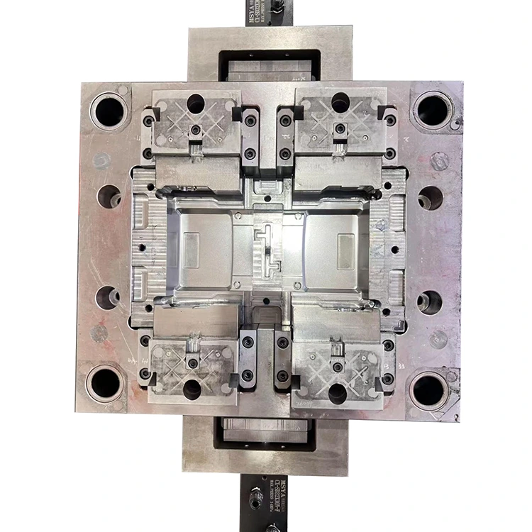 Indonesian Electrical Box Casing Cover Injection Mold